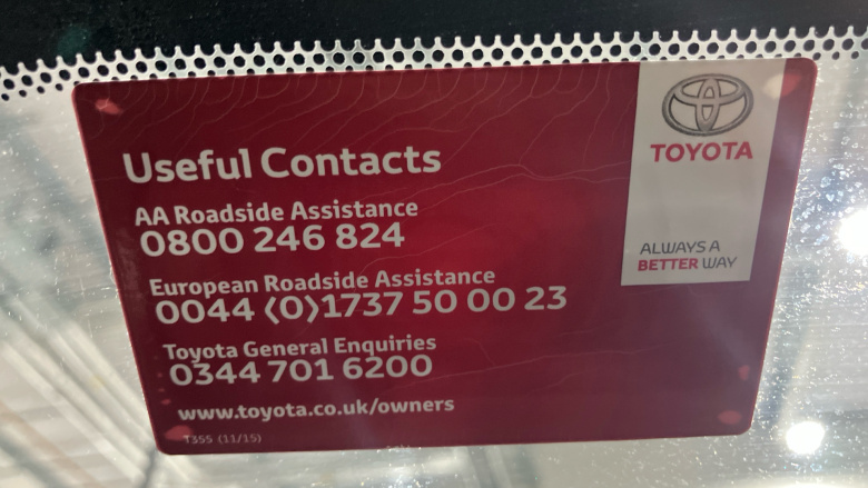 Toyota Yaris 1.33 VVT-i Icon 5dr Petrol Hatchback